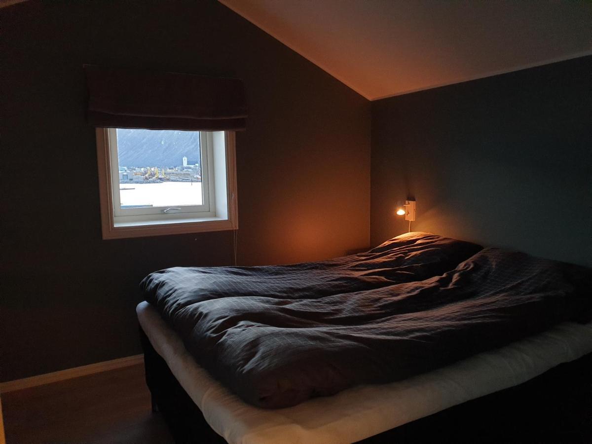 Bensvik Brygge Apartment Vaeroy Bagian luar foto