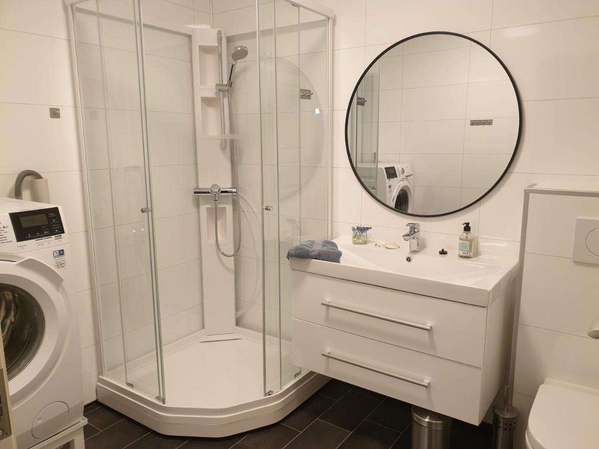 Bensvik Brygge Apartment Vaeroy Bagian luar foto