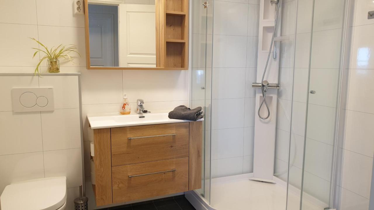 Bensvik Brygge Apartment Vaeroy Bagian luar foto