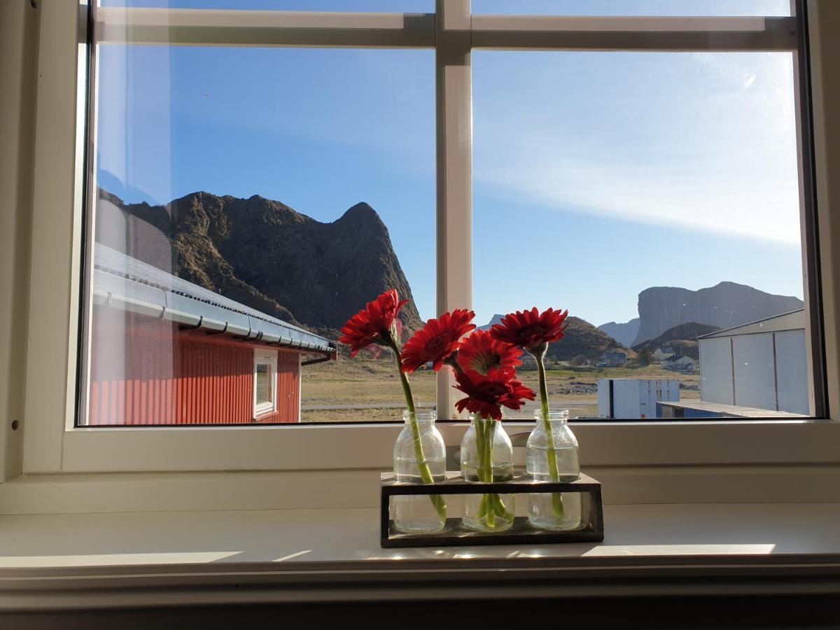 Bensvik Brygge Apartment Vaeroy Bagian luar foto